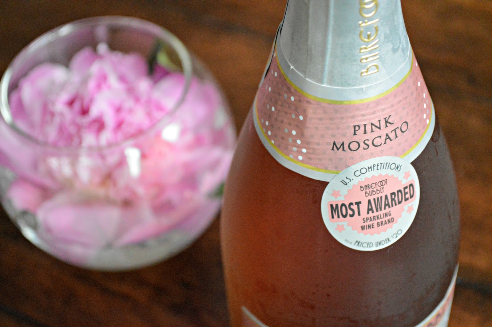 Poppin Bottles: Pink Champage